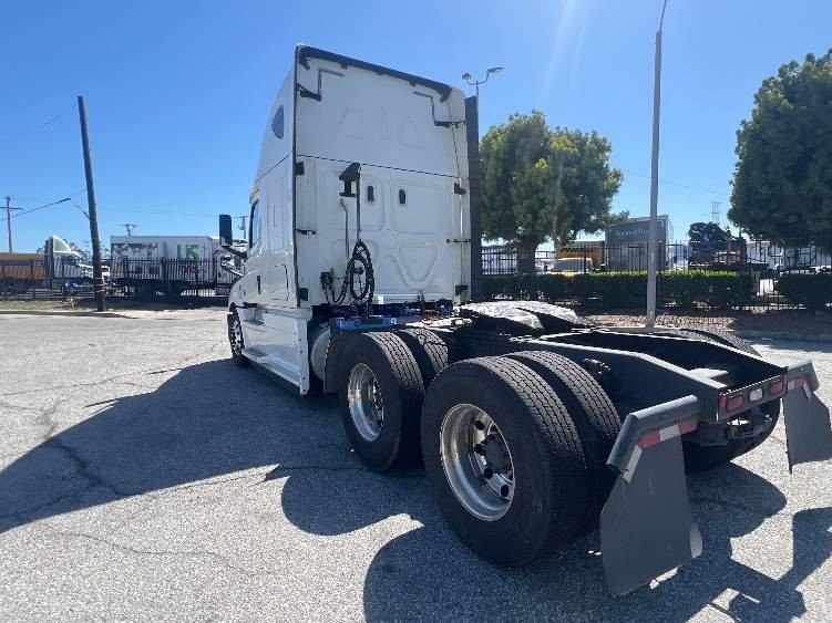 Truck Thumbnail 5