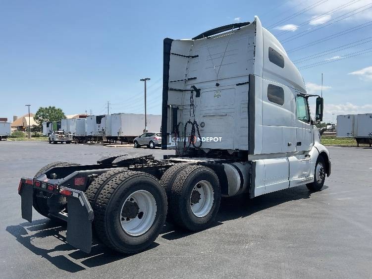 Truck Thumbnail 7