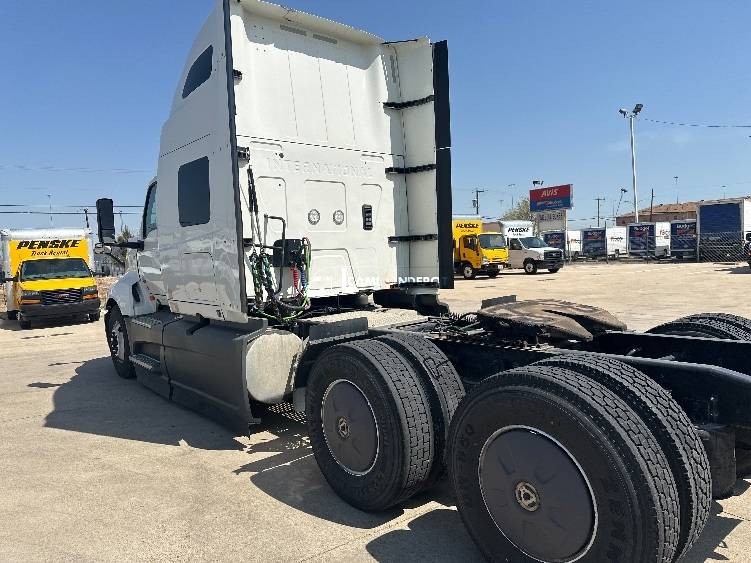 Truck Thumbnail 5