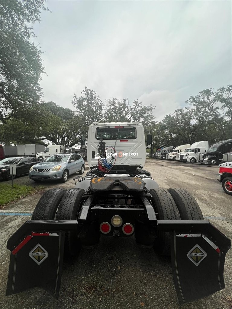 Truck Thumbnail 4