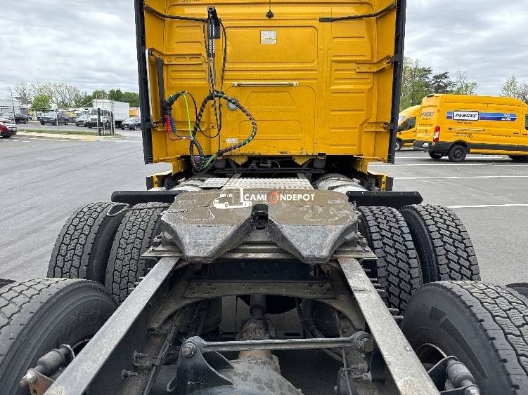Truck Thumbnail 6