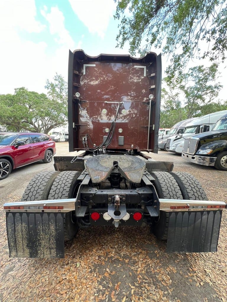 Truck Thumbnail 4