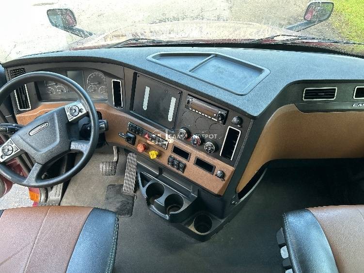 Truck Thumbnail 6
