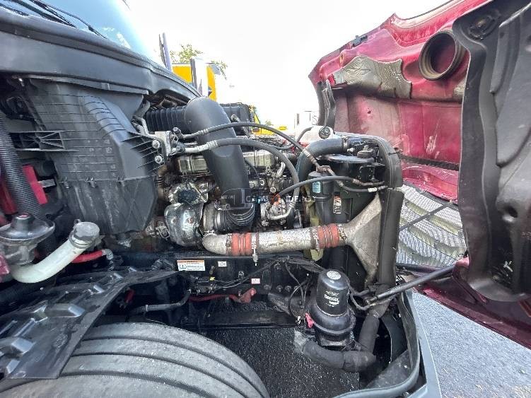 Truck Thumbnail 10