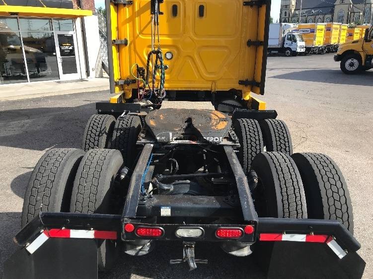 Truck Thumbnail 5