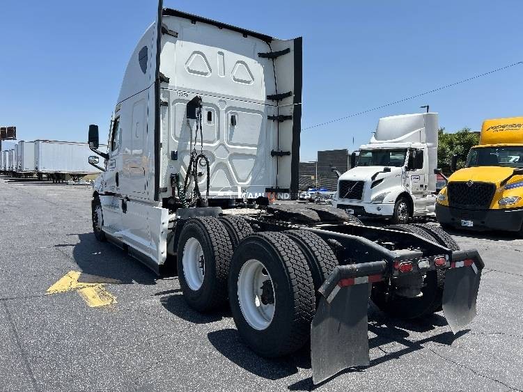 Truck Thumbnail 5
