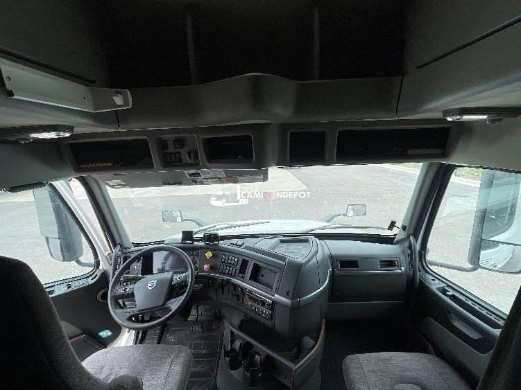 Truck Thumbnail 8