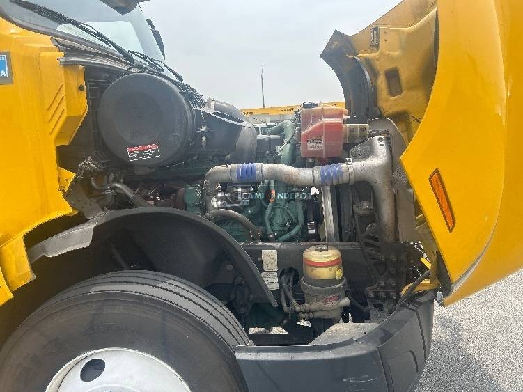 Truck Thumbnail 15