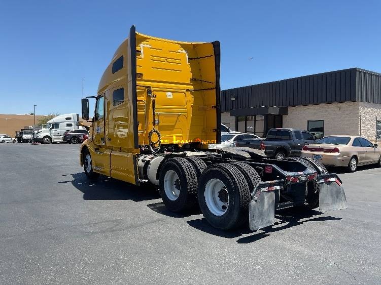 Truck Thumbnail 5