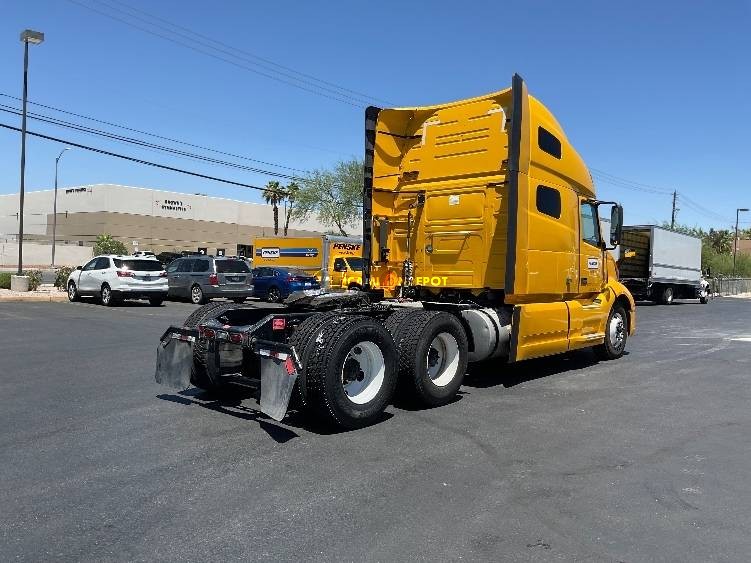 Truck Thumbnail 7