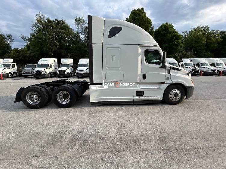 Truck Thumbnail 8