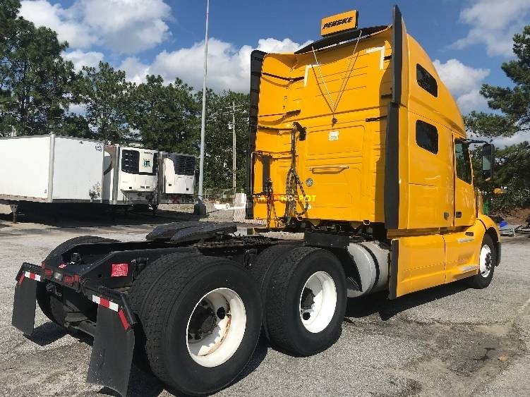 Truck Thumbnail 7
