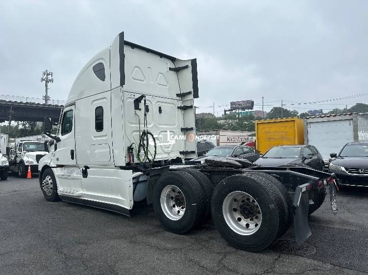 Truck Thumbnail 5