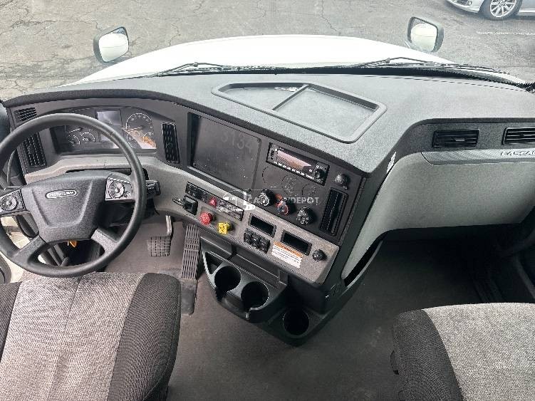 Truck Thumbnail 7
