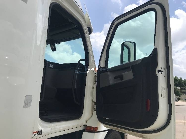 Truck Thumbnail 9