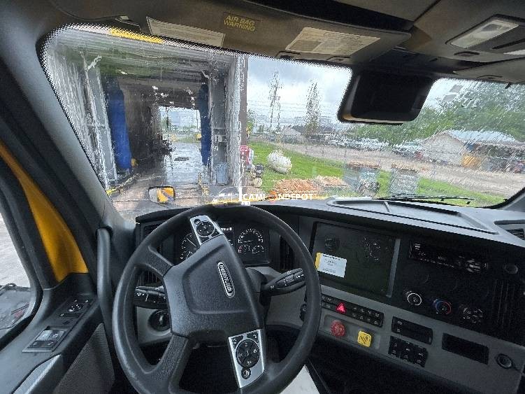 Truck Thumbnail 6
