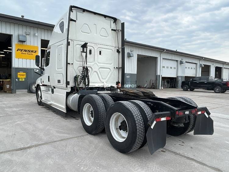 Truck Thumbnail 5