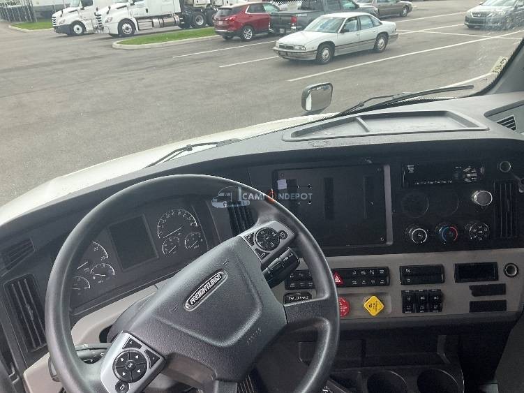 Truck Thumbnail 6