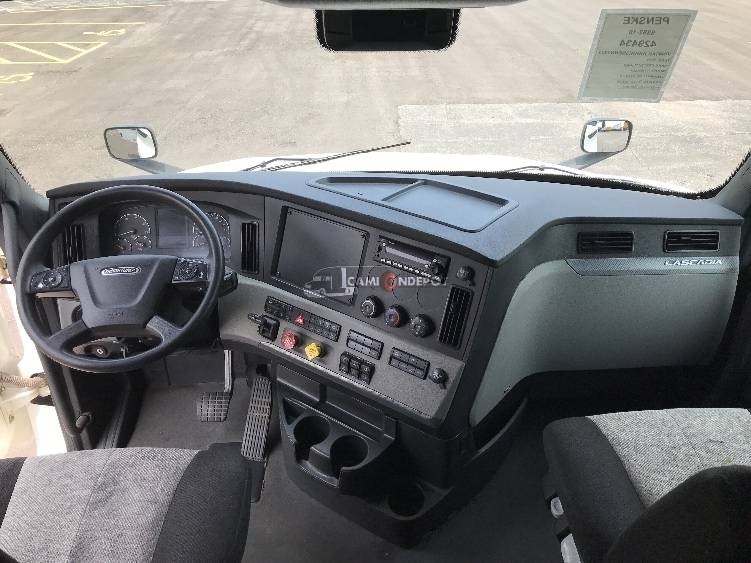Truck Thumbnail 7