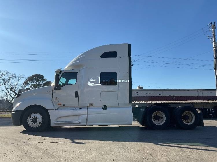 Truck Thumbnail 4