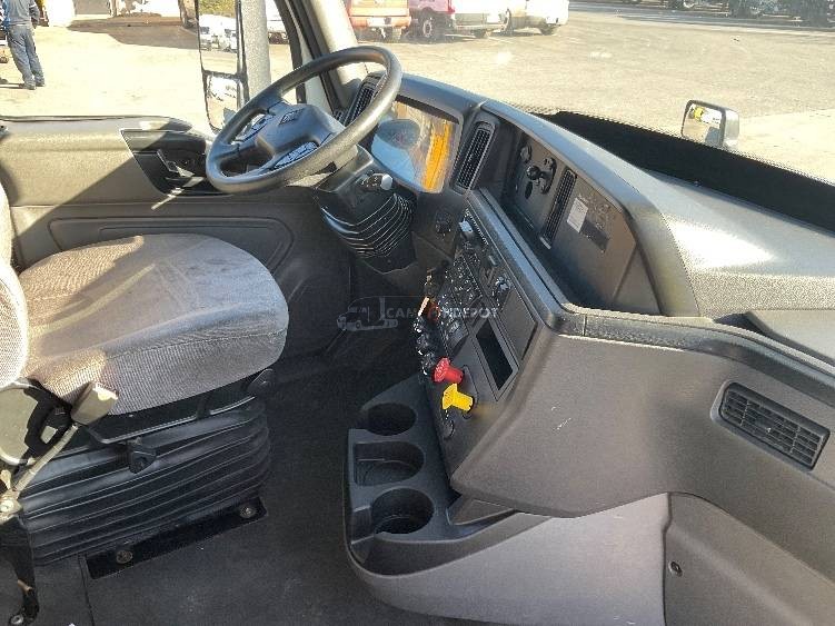 Truck Thumbnail 10