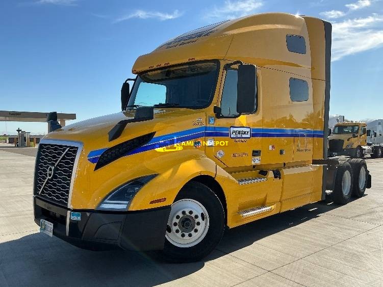 Truck Thumbnail 3