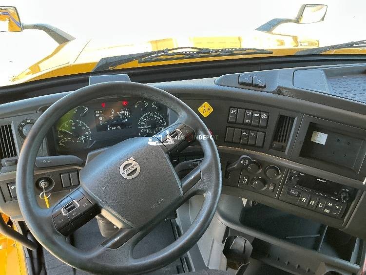 Truck Thumbnail 7