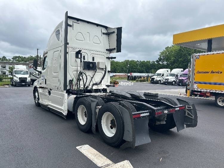 Truck Thumbnail 5