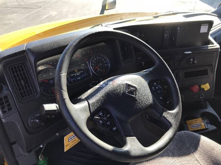 Truck Thumbnail 9