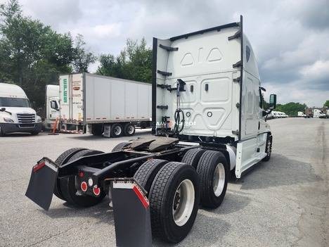 Truck Thumbnail 5