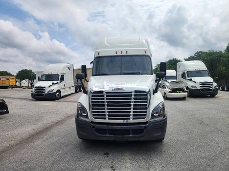 Truck Thumbnail 8