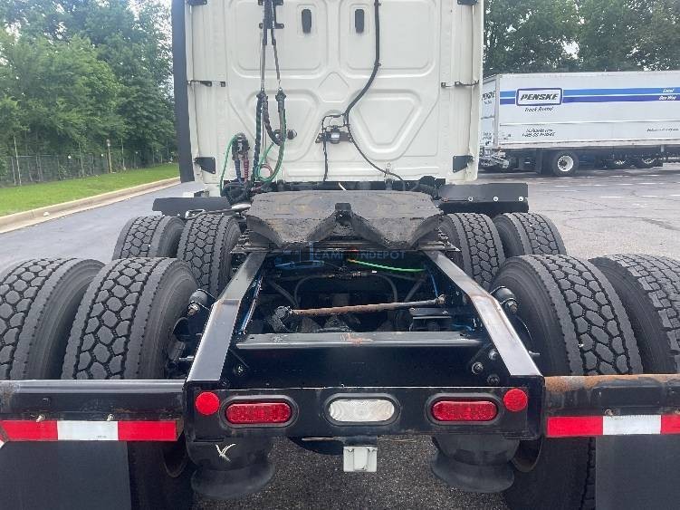 Truck Thumbnail 6