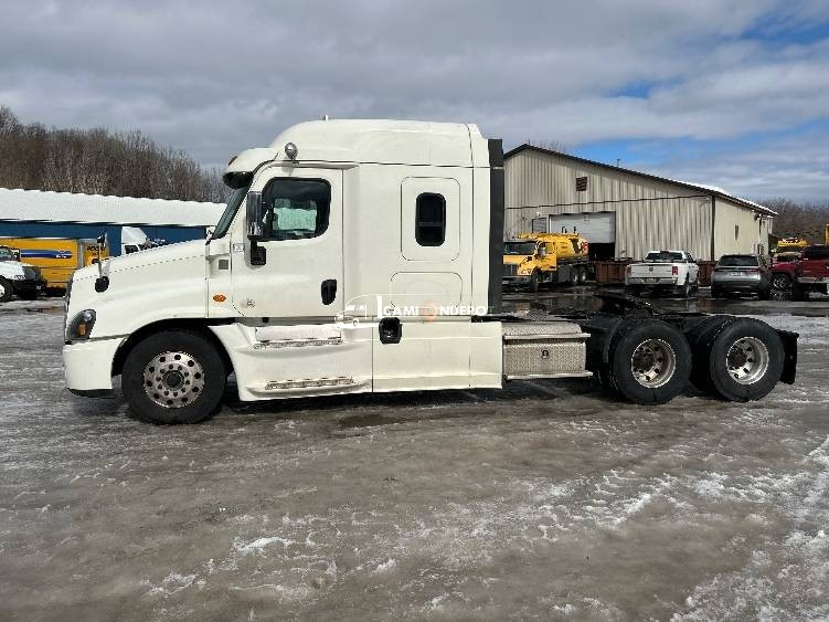 Truck Thumbnail 4