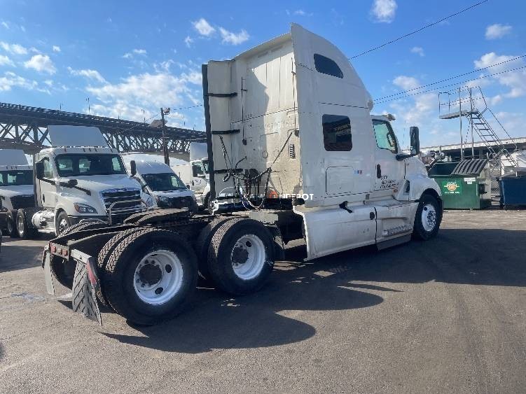 Truck Thumbnail 7