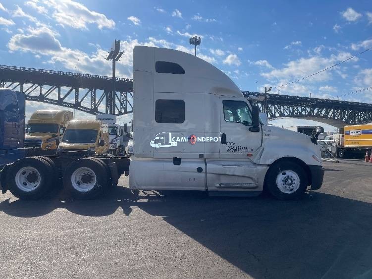 Truck Thumbnail 8