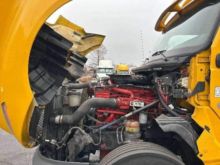 Truck Thumbnail 13