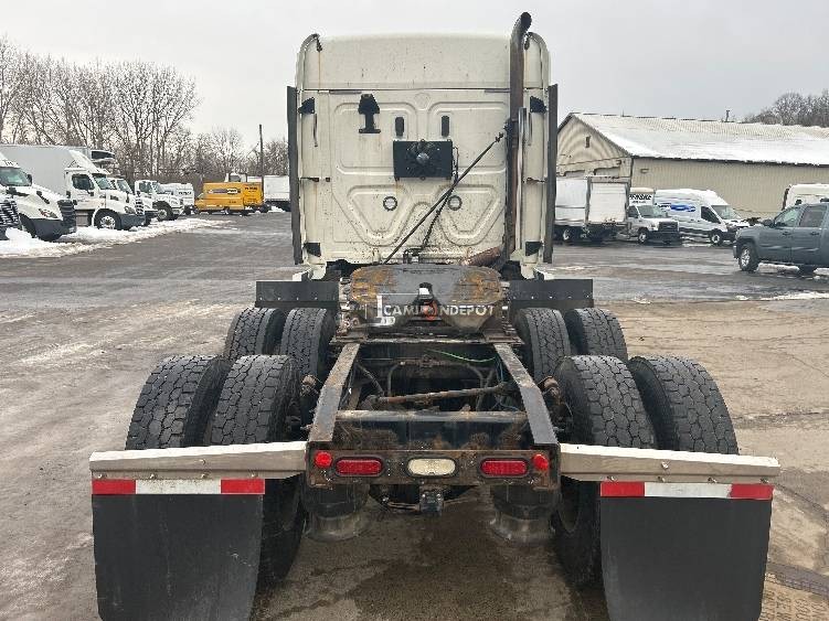 Truck Thumbnail 6