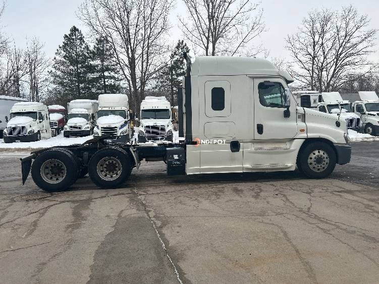 Truck Thumbnail 7