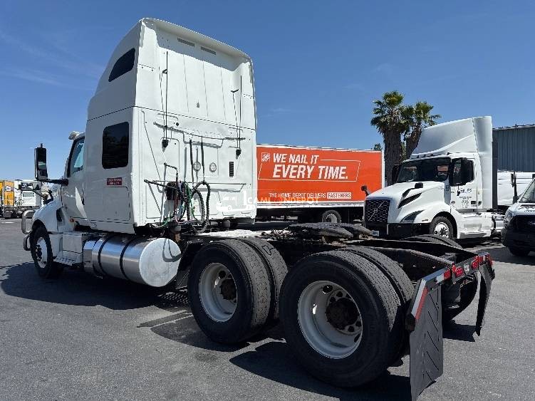 Truck Thumbnail 5