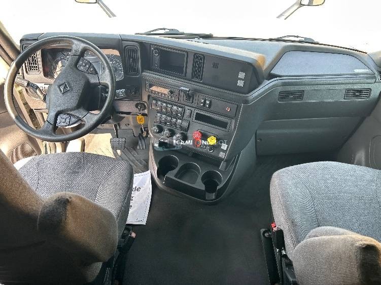 Truck Thumbnail 6