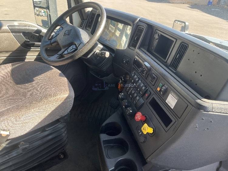 Truck Thumbnail 8
