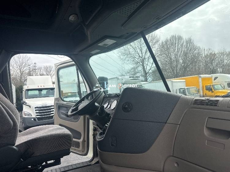 Truck Thumbnail 15