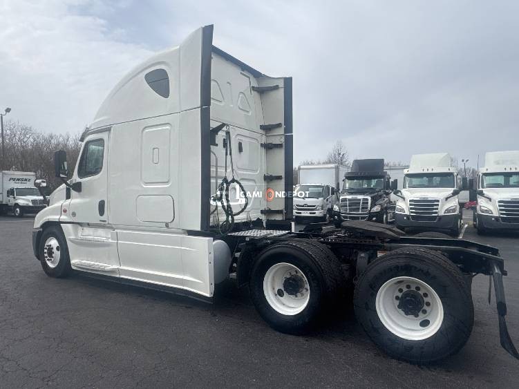Truck Thumbnail 5