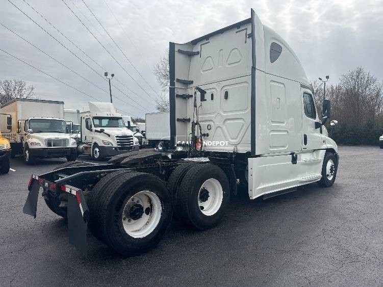 Truck Thumbnail 7