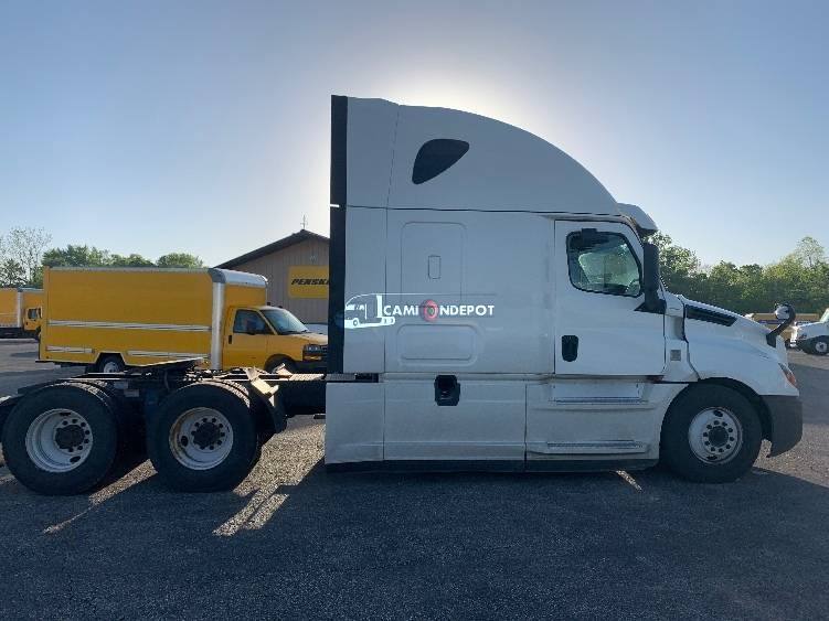 Truck Thumbnail 8