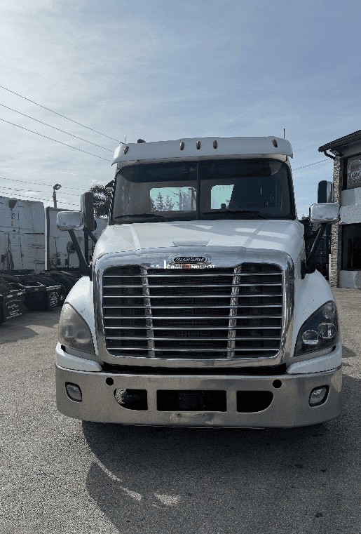 Truck Thumbnail 2