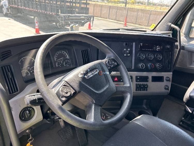 Truck Thumbnail 6