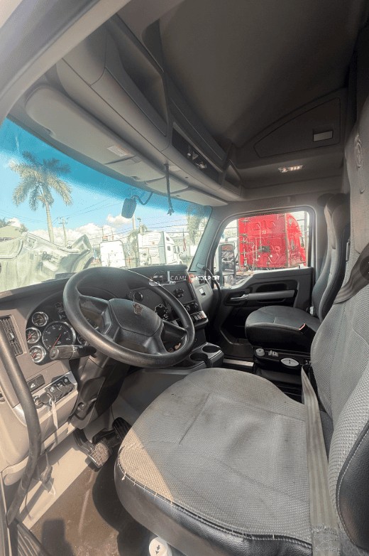 Truck Thumbnail 3
