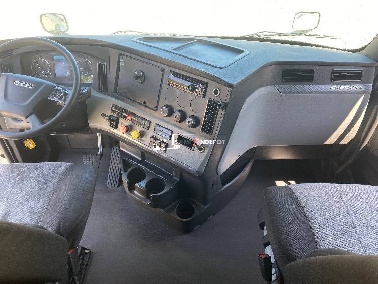Truck Thumbnail 9