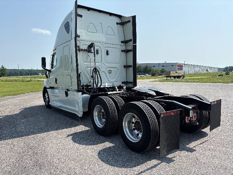 Truck Thumbnail 5
